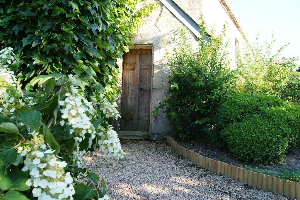 Manoir De La Pataudiere B&B Villers-Canivet Exterior photo