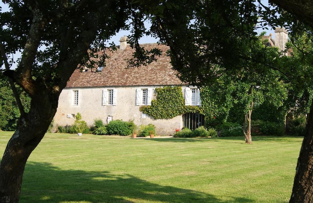 Manoir De La Pataudiere B&B Villers-Canivet Exterior photo